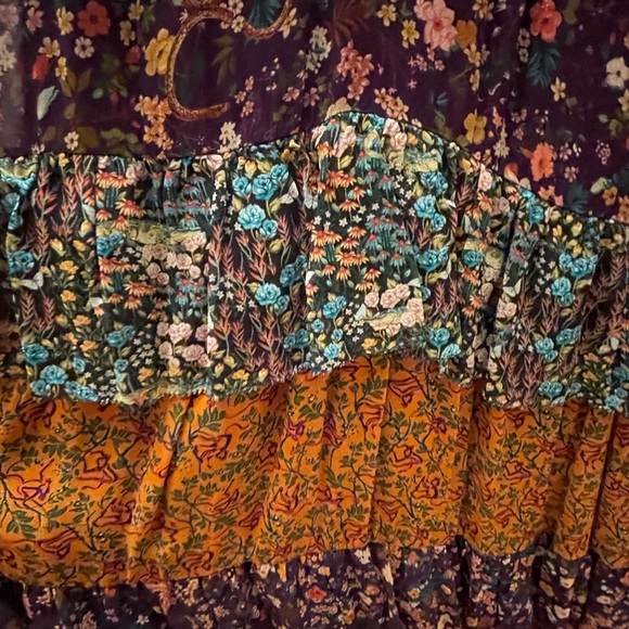 Farm Rio NWT Floral Tiered V-Neck Maxi Dress - Picture 3 of 3